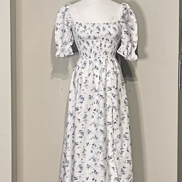 Reformation | Marbella linen floral midi dress puff sleeve - Picture 3 of 11